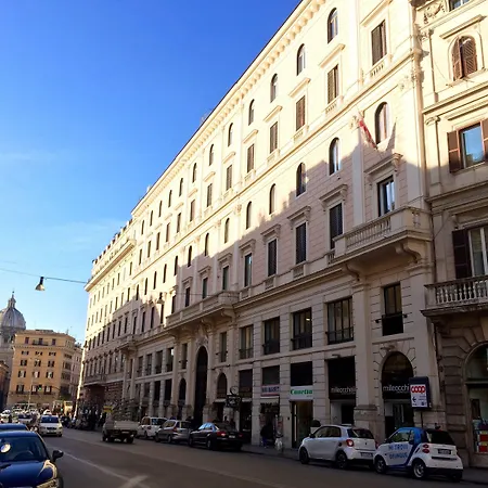 Pantheon Affittacamere 4*