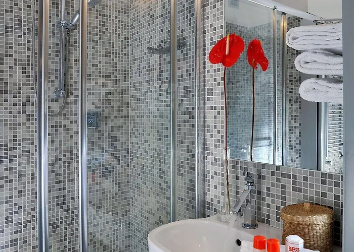 베스트 판테온 게스트하우스 4*