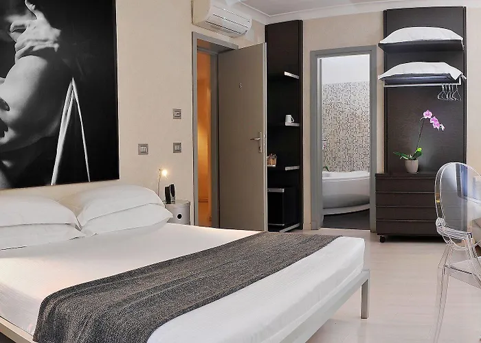 베스트 판테온 게스트하우스 4*