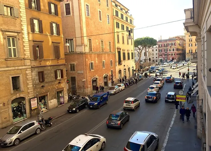 베스트 판테온 게스트하우스 4*